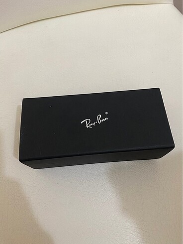 rayban gozluk kilifi