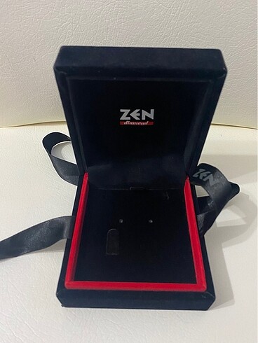 Zen Diamond zen 3?lu set kolye kupe yuzuk kutusu