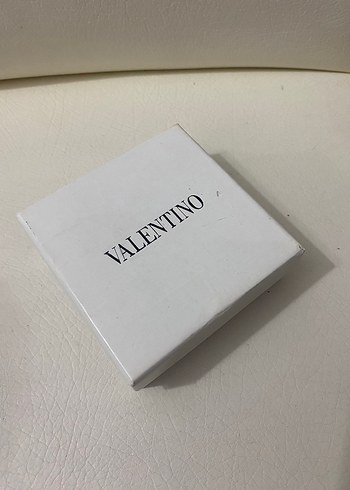 Valentino takı kutusu
