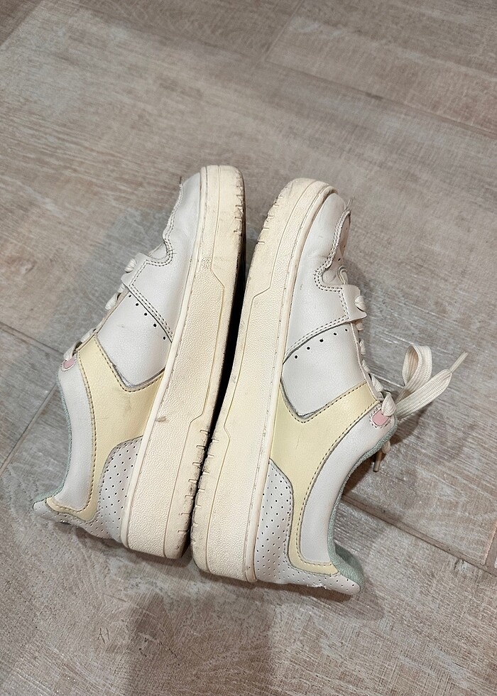 Spor ayakkabı beyaz - Görsel 2