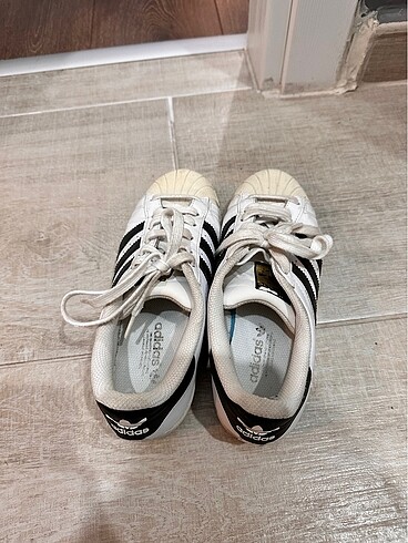 Adidas beyaz spor ayakkabı - Görsel 3