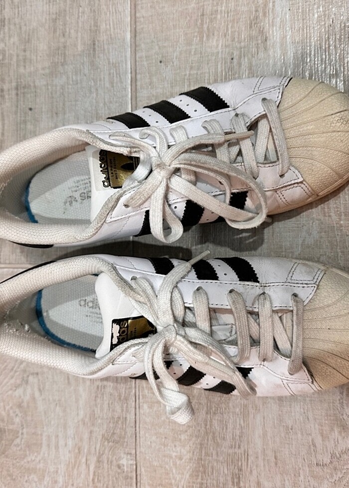 Adidas beyaz spor ayakkabı - Görsel 2