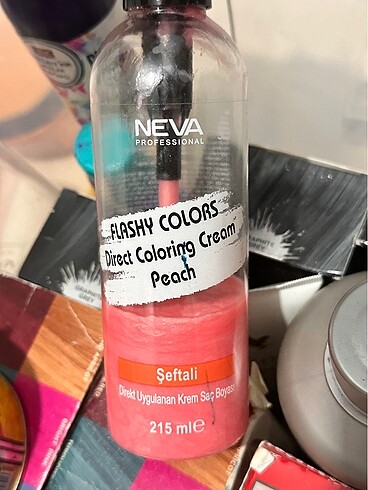 Renkli saç boyası - Görsel 4