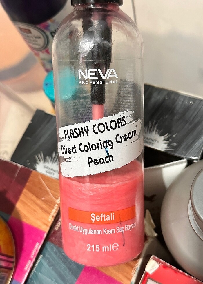 Renkli saç boyası - Görsel 4