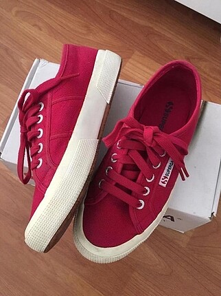 Kırmızı Superga