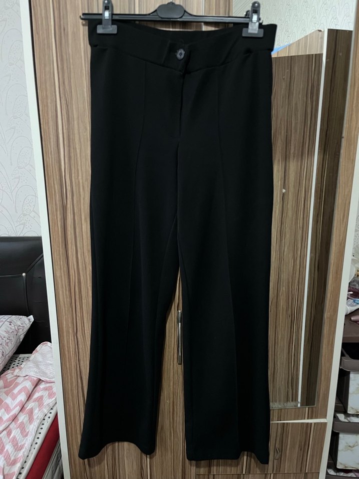 Siyah Kadın Kumaş Pantolon - Görsel 2