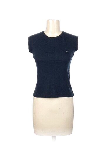 PreLoved T-shirt %70 İndirimli.