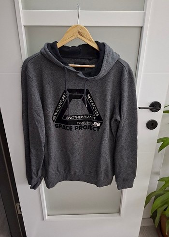Gri Uzun Kollu Rahat Kesim Sweatshirt