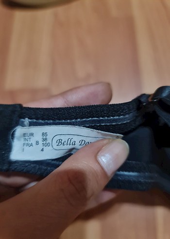 38 Beden Siyah Minimalist Goth Sütyen