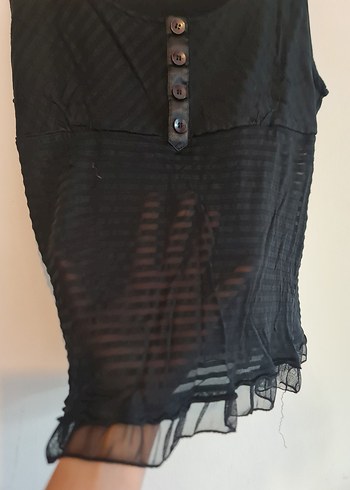 Siyah V Yakalı Düğmeli Kolsuz Bluz - Görsel 5