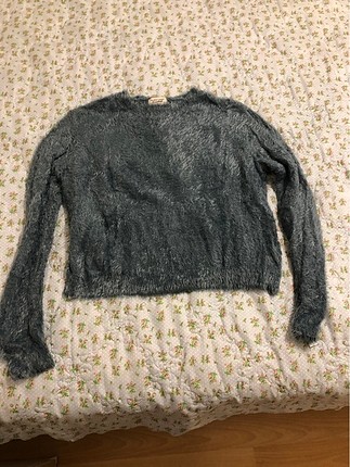 Pull & Bear tüylü Kazak