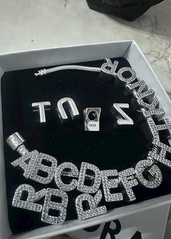 Taşlı harf charm - Görsel 2
