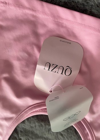 Quzu Pembe Mini Atlet Spor Üst