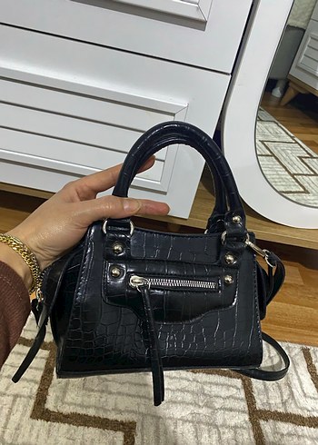 Siyah Yılan Desenli Tokalı Deri El Çantası - Görsel 2