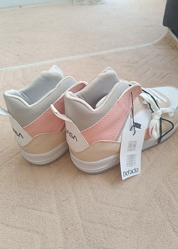 Defacto Pastel Renkli Bagcikli Sneaker