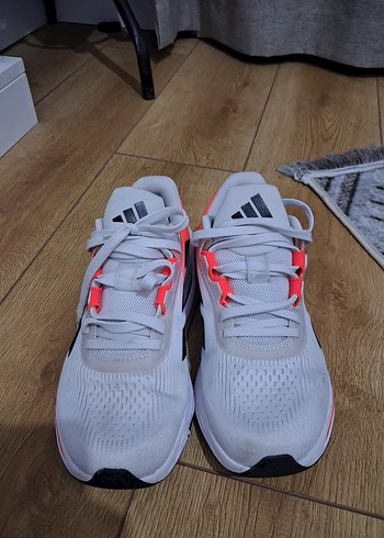 Adidas Beyaz Spor Ayakkabi