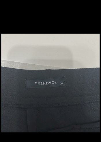 Zara Siyah Pileli Mini Etek