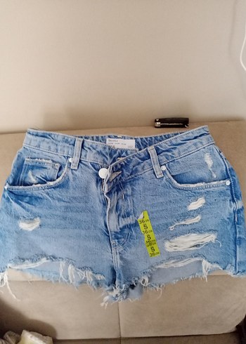 Düğmeli Açık Mavi Kadın Mini Denim Şort