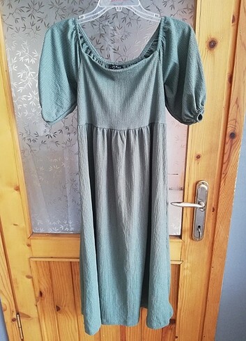 Yeşil elbise 