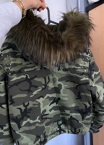s Beden Bershka kısa mont