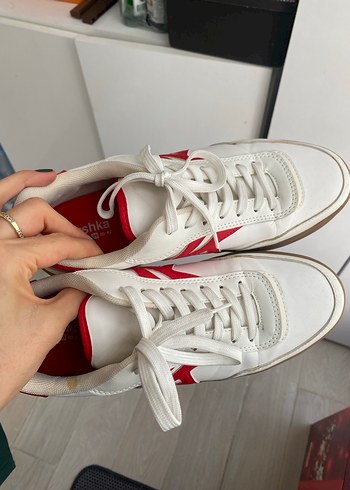 Bershka sneaker