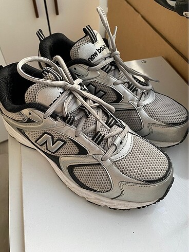 New balance 408