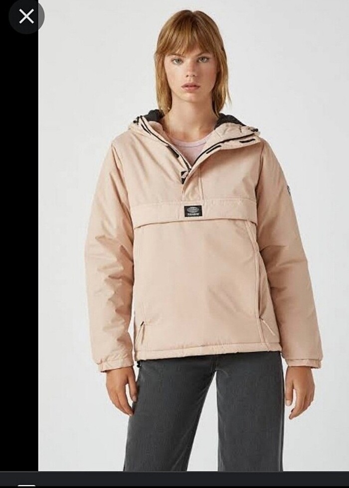 Mont.... Pull And Bear Mont 20 İndirimli Gardrops