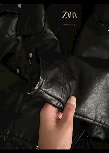 Zara Siyah Kemerli Deri Biker Ceket - Görsel 3