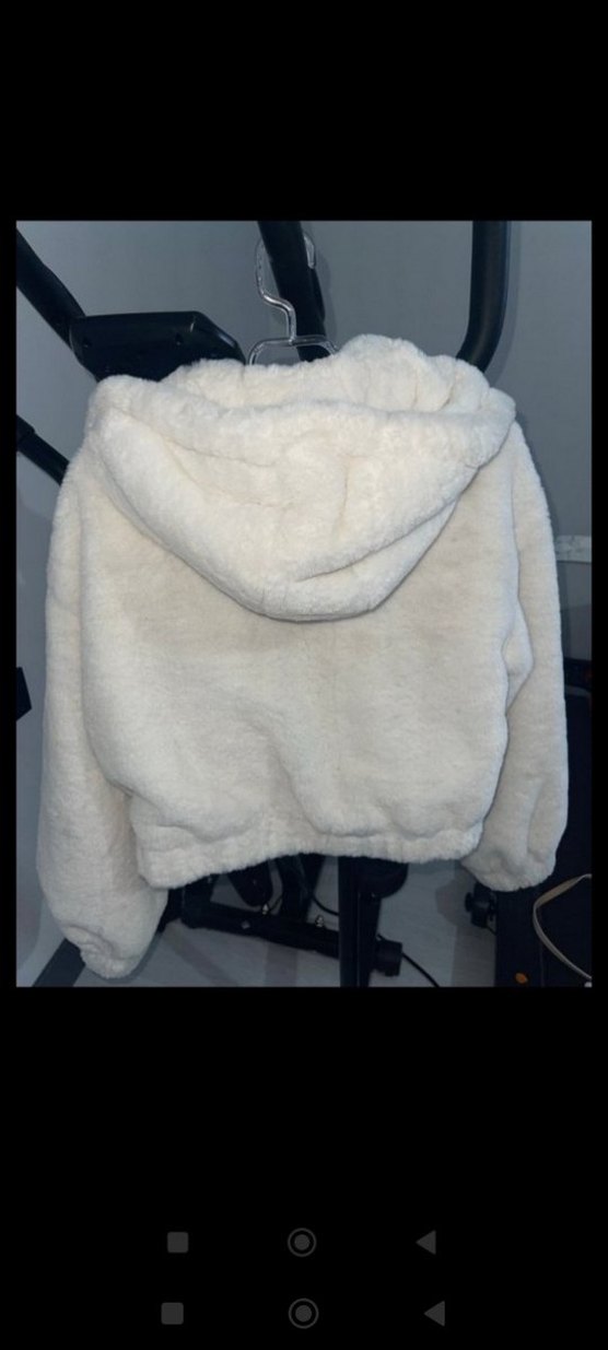 Beyaz Kapüşonlu Şişme Kadın Mont - Görsel 5