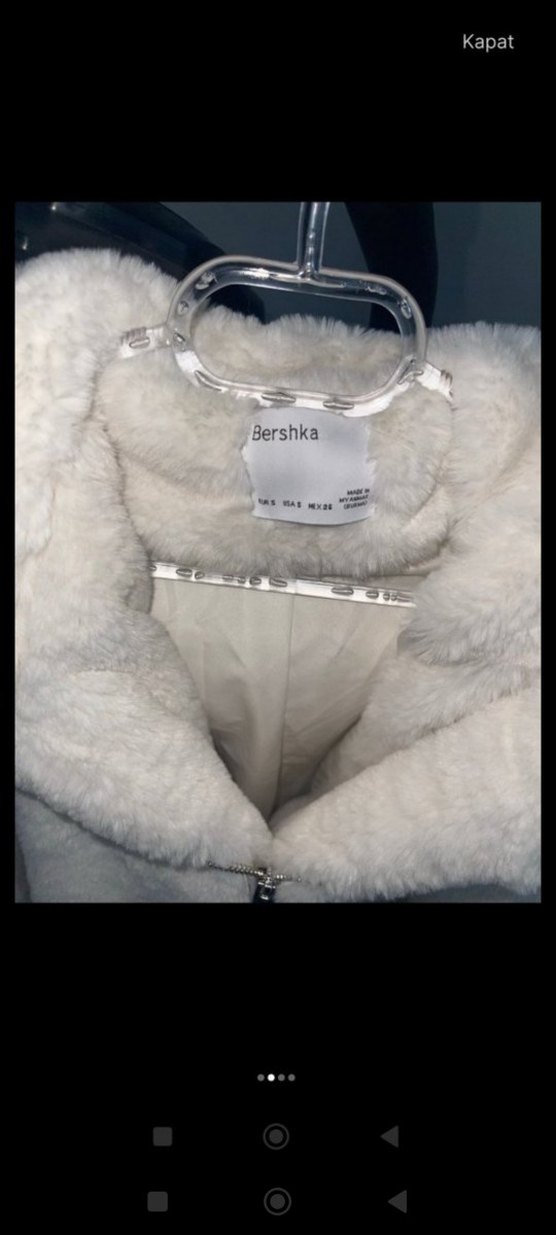 Beyaz Kapüşonlu Şişme Kadın Mont - Görsel 4