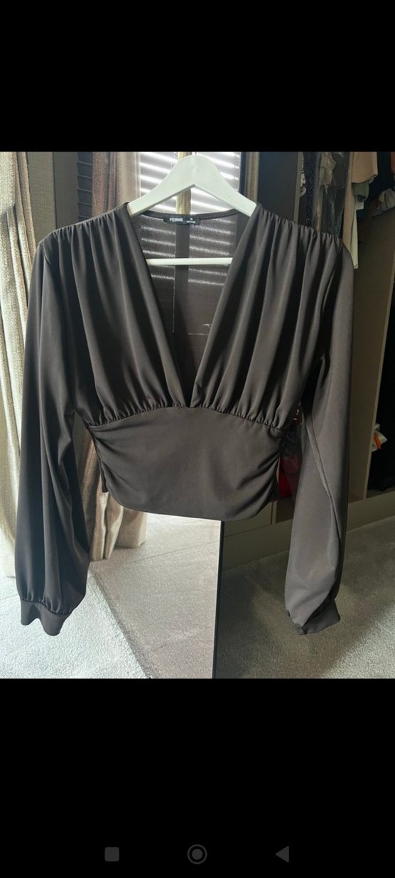 Kahverengi V Yaka Pilili Kadın Bluz - Görsel 3