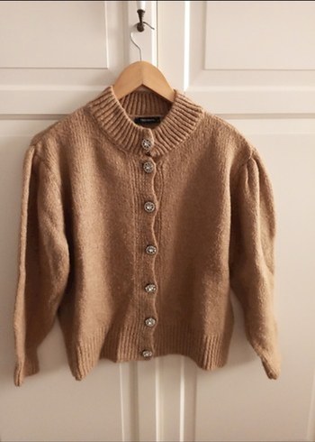 Bej Düğmeli Kadın Hırka - Görsel 6