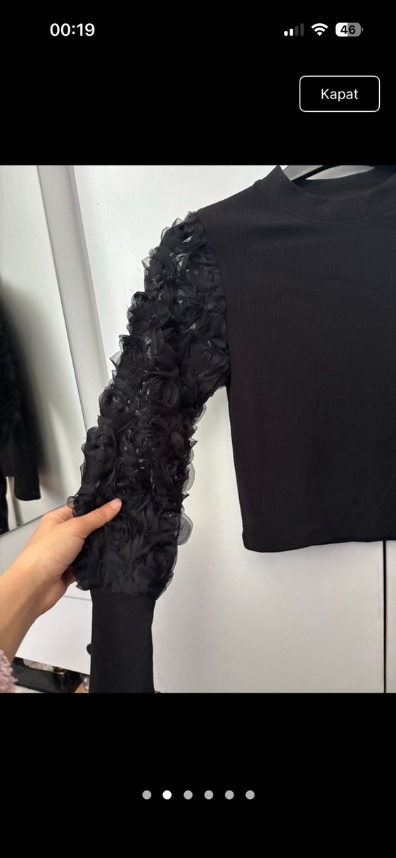 Uzun Kollu Siyah Gotik Fırfırlı Bluz - Görsel 2