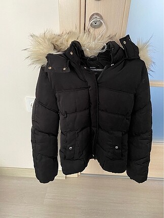 Bershka mont