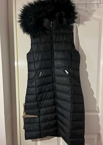 Siyah Kürklü Kadın Uzun Yelek - Görsel 2