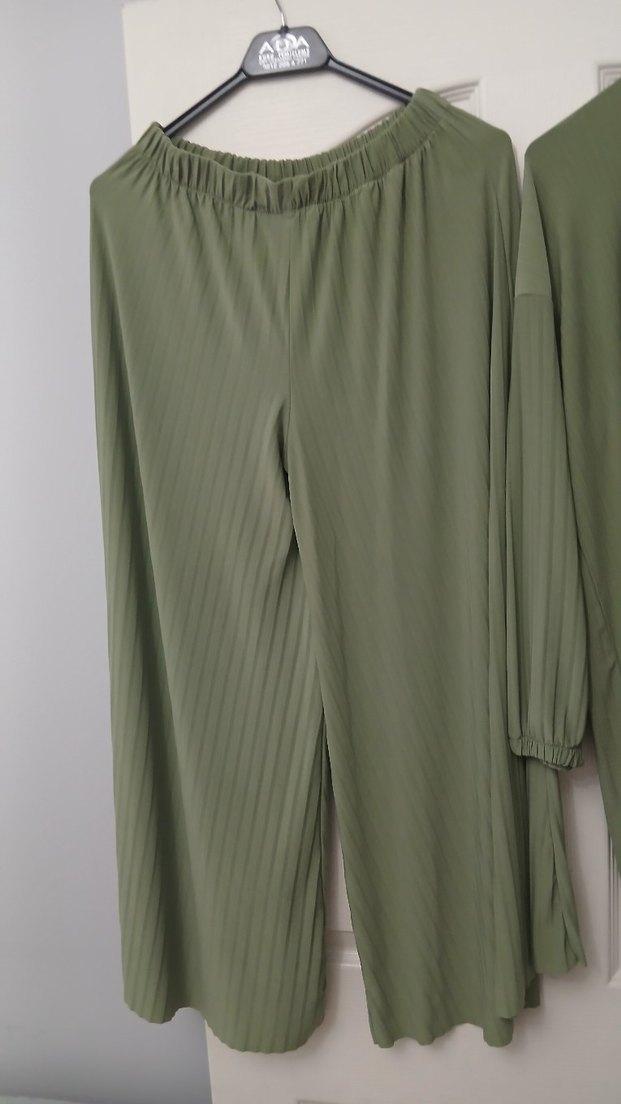 Kadın Haki Pliseli Uzun Salaş Takım - Görsel 5