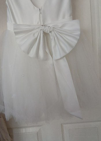 Beyaz Nakışlı Klasik Kız Çocuk Elbisesi - Görsel 6