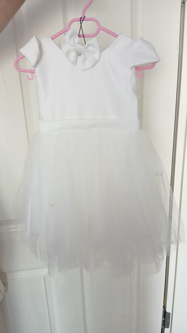 Beyaz Nakışlı Klasik Kız Çocuk Elbisesi - Görsel 4