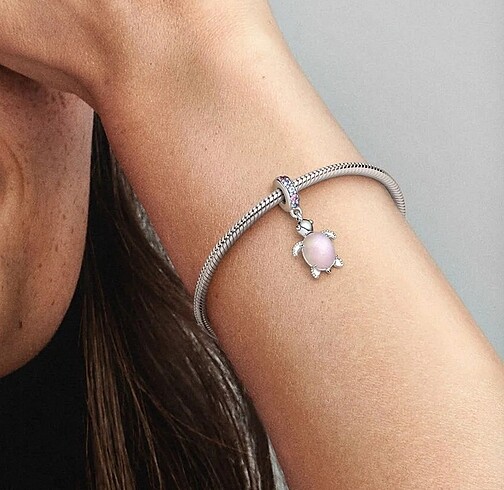 Pandora Murano Camı Pembe Deniz Kaplumbağası Sallantılı Charm