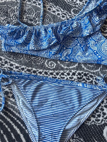 Calzedonia calzedonia marka bikini takımı 6/8 yaş ölçüleri mevcut