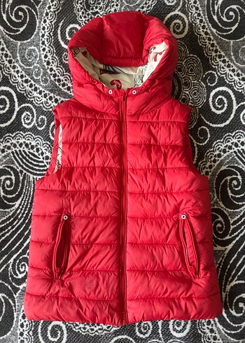 Kırmızı Kapüşonlu zara 9/10 yaş şişme yelek - Görsel 2