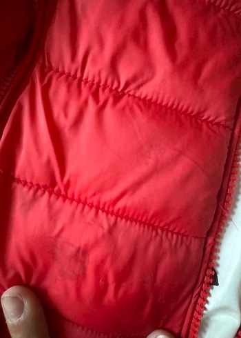 Kırmızı Kapüşonlu zara 9/10 yaş şişme yelek - Görsel 5