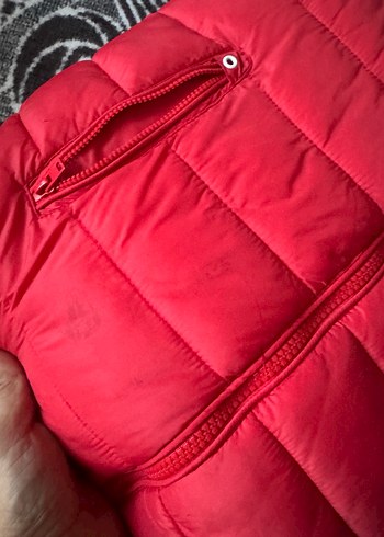 Kırmızı Kapüşonlu zara 9/10 yaş şişme yelek - Görsel 7