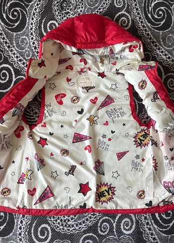 Kırmızı Kapüşonlu zara 9/10 yaş şişme yelek - Görsel 4