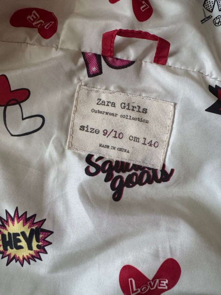 Kırmızı Kapüşonlu zara 9/10 yaş şişme yelek - Görsel 3