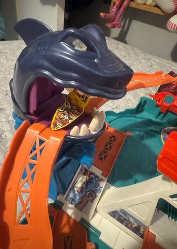 Hot wheels shark oyun seti - Görsel 4