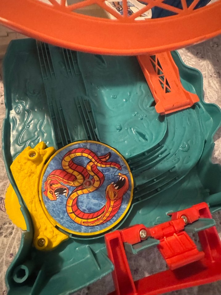 Hot wheels shark oyun seti - Görsel 2