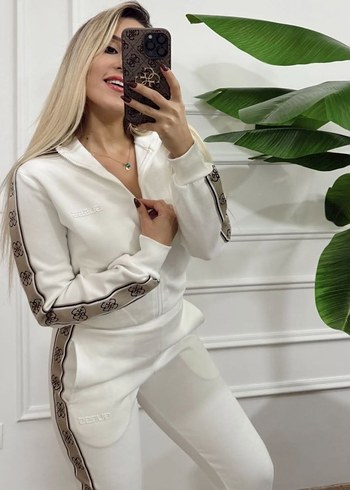 Guess Guess takım