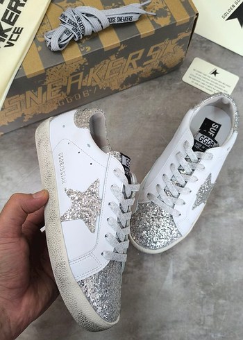 39 Beden beyaz Renk Golden Goose