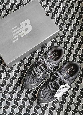41 Beden NEW BALANCE 1906
